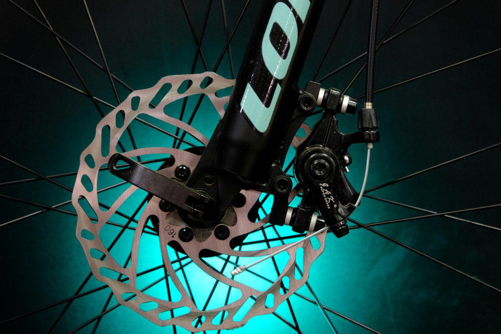 Lorak Glory 1000 Матовый Чёрный/Мятный рама 15 (на рост 141-160)