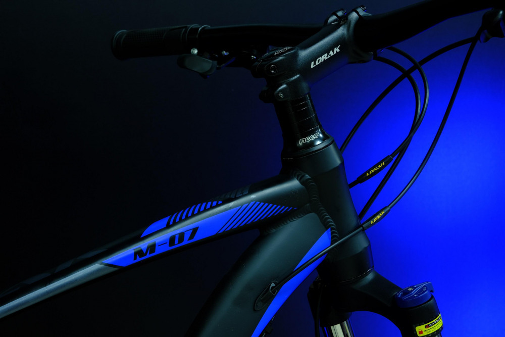 LORAK M-07 Prom Матовый Чёрный/Синий 19р (на рост 171-182)